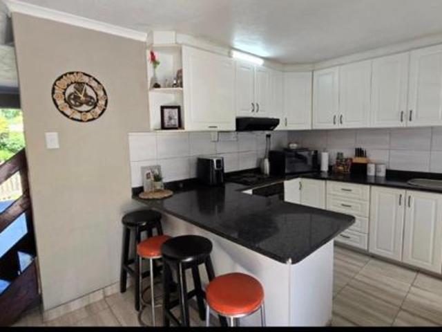 House for rent in Seaview, Kwazulu-natal