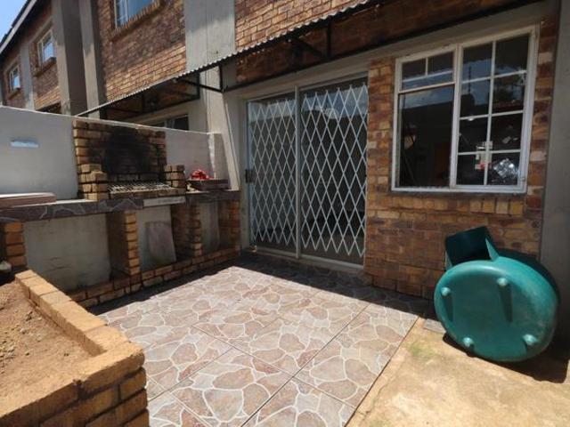 Apartment for rent in Glenmarais, Ekurhuleni