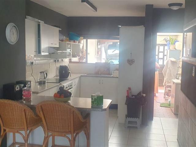 Apartment for sale in Seaview, Kwazulu-natal