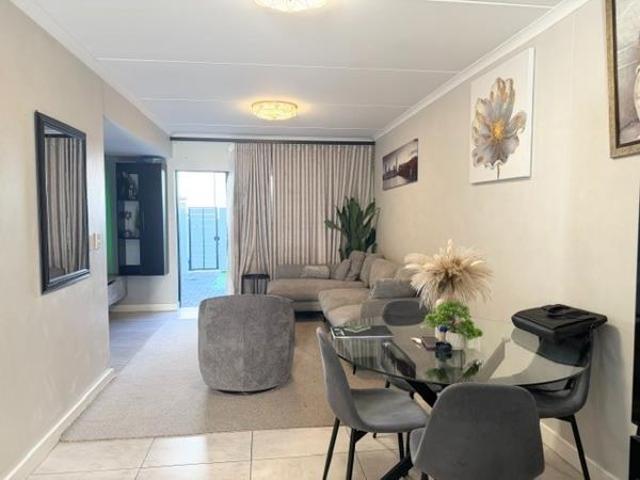 House for sale in Cape Town, Western Cape