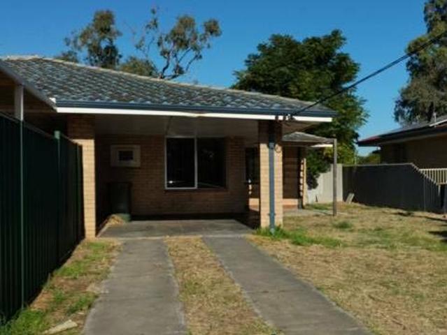 House for rent in Cockburn, Western Australia