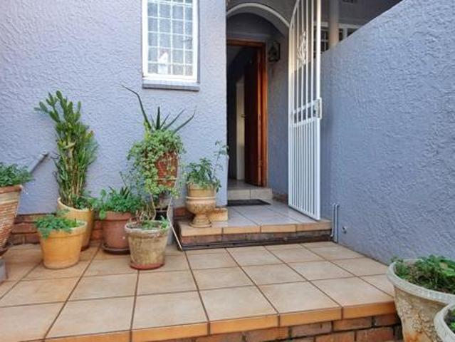 House for rent in Vosloorus, Gauteng