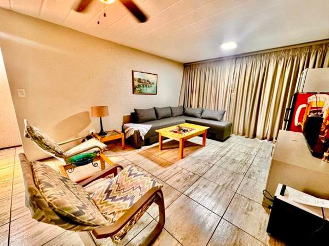 House for rent in North West
