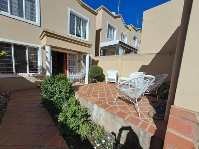 Apartment for rent in Rosebank, Gauteng