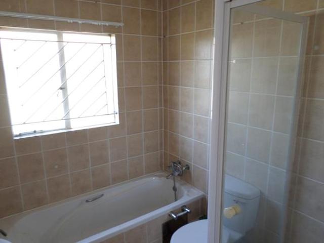 House for rent in Vosloorus, Gauteng