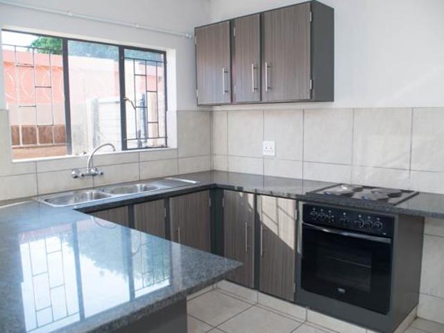 House for rent in Waterkloof, Gauteng