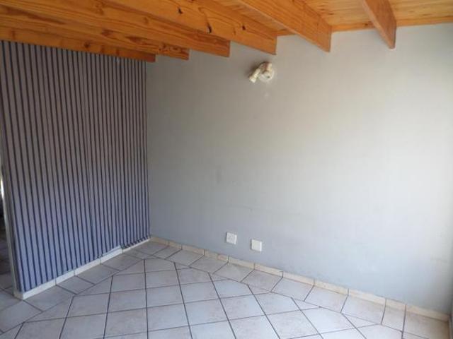 House for rent in Waterkloof, Gauteng