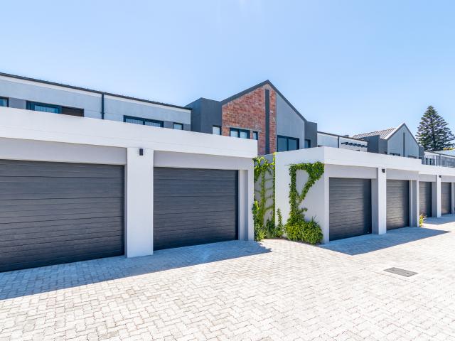 House for sale in Cape Town, Western Cape