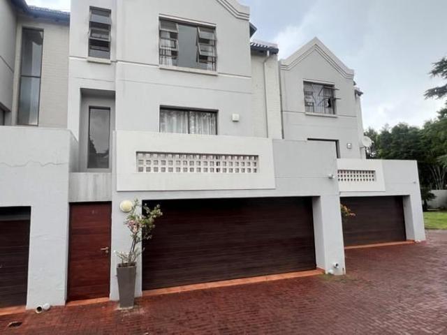 Apartment for rent in Waterkloof, Gauteng