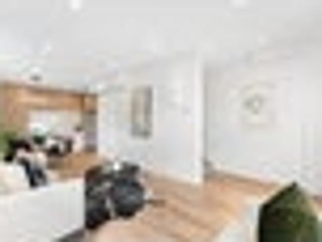 Townhouse for sale in Te Atatū Peninsula, Henderson-Massey