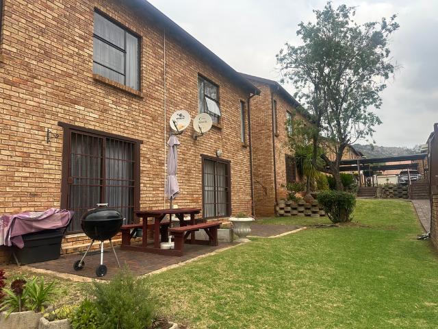 Apartment for rent in Nooitgedacht, Gauteng