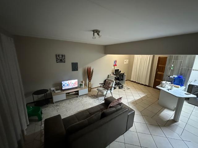 Apartment for rent in Nooitgedacht, Gauteng