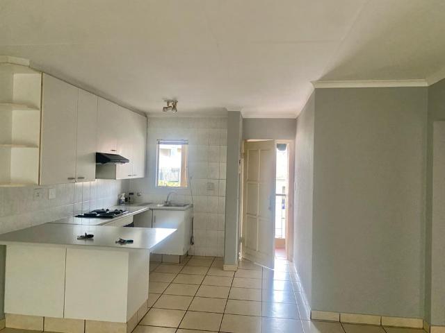 House for rent in Oakdene, Vosloorus
