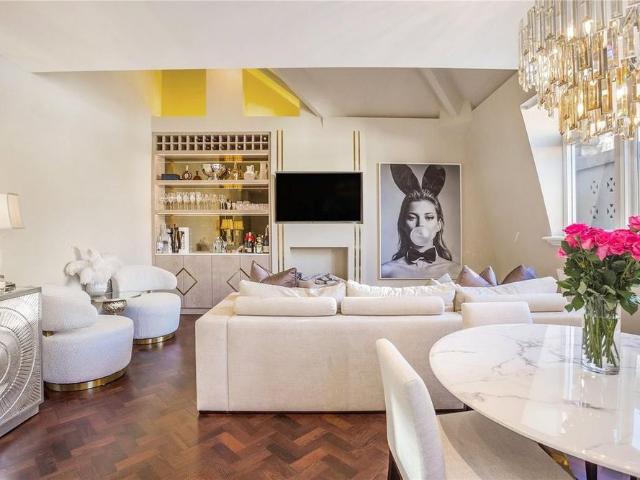 House for rent in St. James's, Greater London
