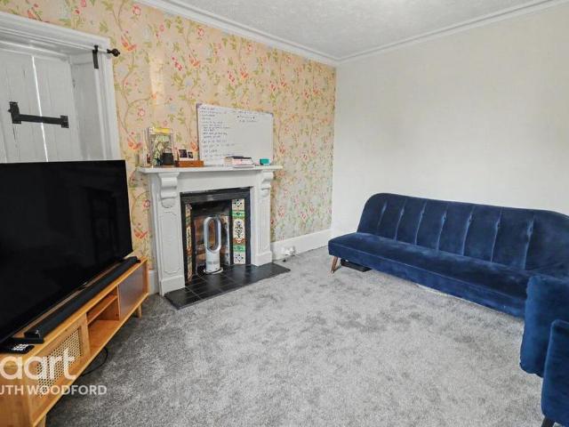 House for rent in Woodford Bridge, Greater London