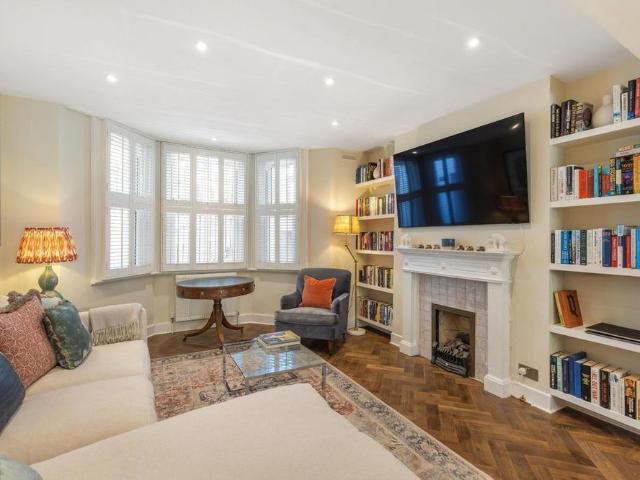 House for rent in Clapham Junction, Greater London