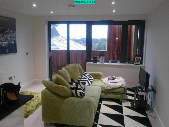 House for rent in Roffey, Horsham