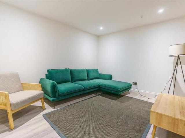 House for rent in Georgia, Greater Manchester