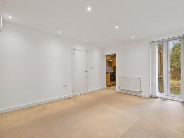 House for rent in Brondesbury, Isle Of Man