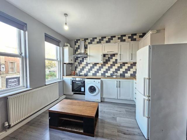 Flat for rent in Neepsend, South Yorkshire