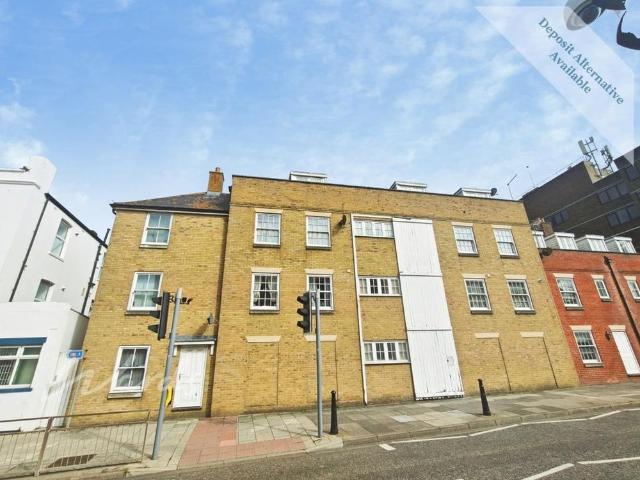House for rent in Clarendon, Ash