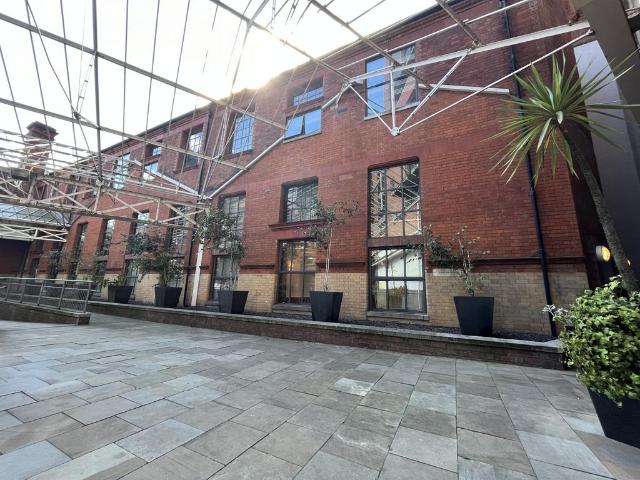 Flat for rent in City Centre, Georgia