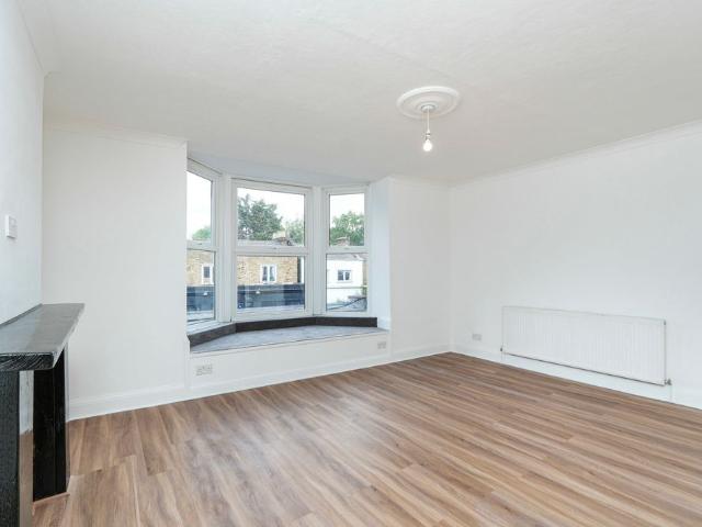 House for rent in London Borough of Lewisham, Blackheath