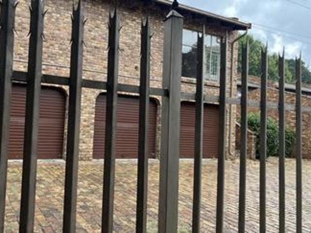 Townhouse for sale in Ekurhuleni, Gauteng