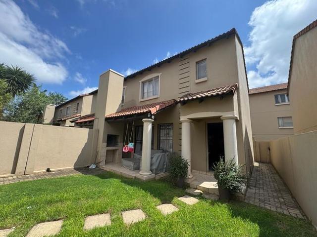 House for rent in North & Sandton, Randburg