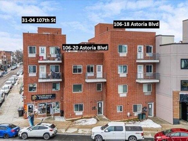 House for sale in Queens, Arverne