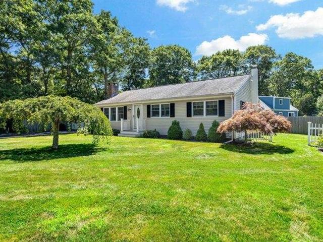 House for sale in East Falmouth, Massachusetts