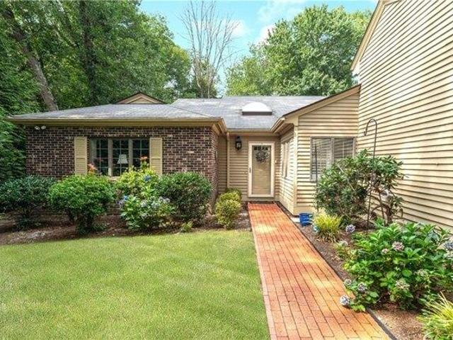 Condo for sale in East Greenwich, Rhode Island