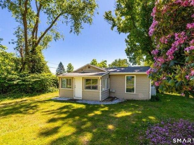 House for sale in East Hampton, Connecticut