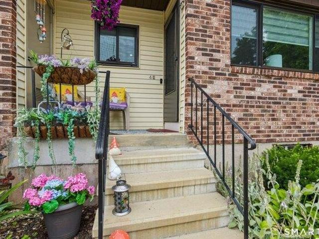 House for sale in Foxon, East Haven
