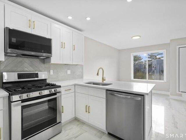 House for sale in Foxon, East Haven