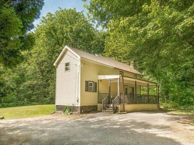 House for sale in Hampden, Massachusetts