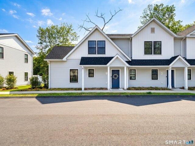 House for sale in East Lyme, Connecticut