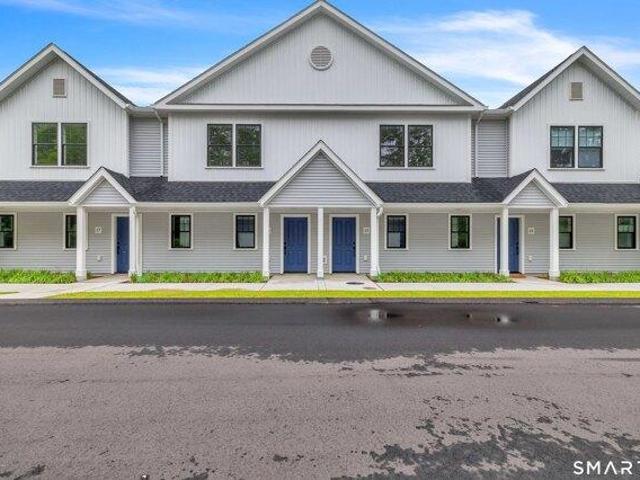 House for sale in Flanders, East Lyme