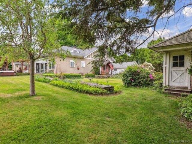 House for sale in Crescent Beach, East Lyme