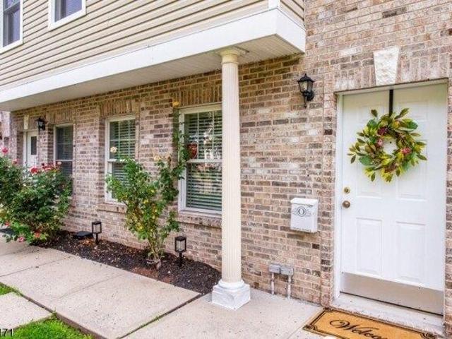 Condo for sale in East Orange, New Jersey