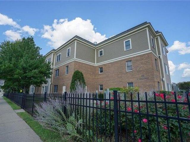 Condo for sale in East Providence, Providence County
