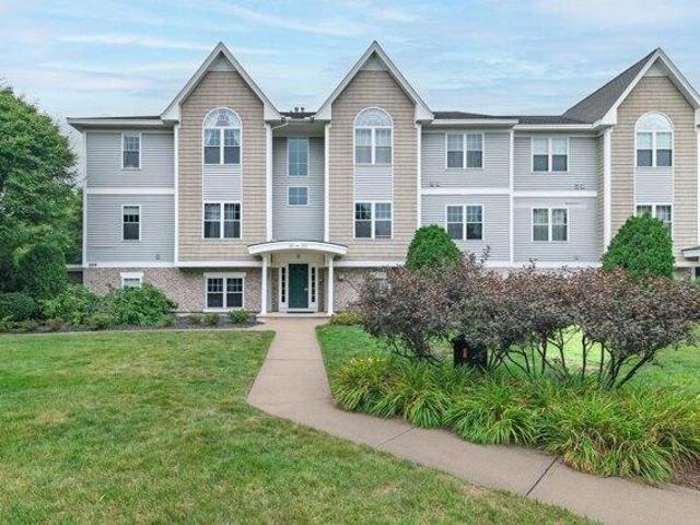 Condo for sale in East Providence, Rhode Island