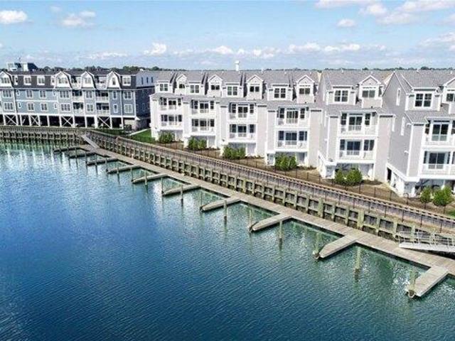 Condo for sale in East Rockaway