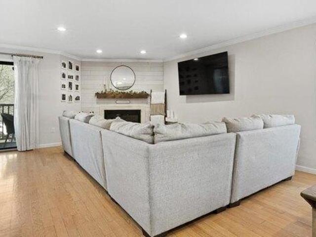 Condo for sale in East Rutherford, New Jersey