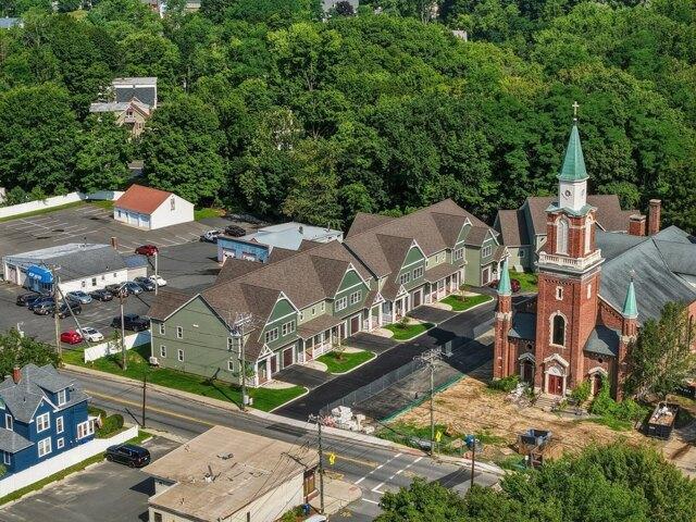 Condo for sale in Easthampton, Massachusetts