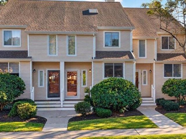 Condo for sale in Five Corners, Easton