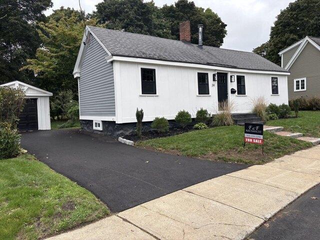 House for sale in North Easton, Easton