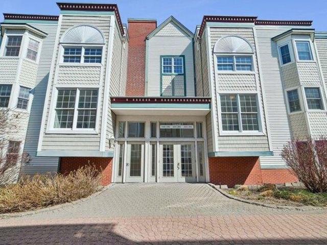 Condo for sale in Edgewater, New Jersey