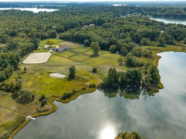 House for sale in Eliot, York County