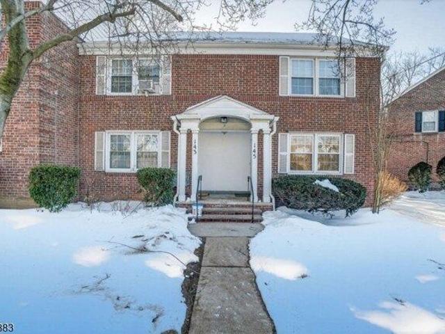 Condo for sale in Elmwood Park, New Jersey
